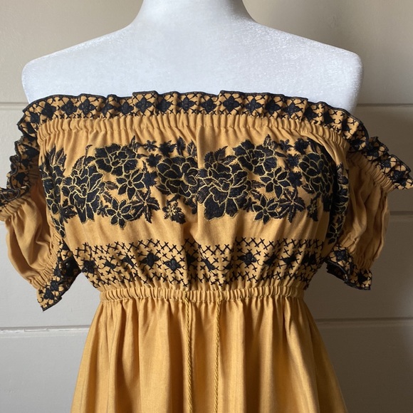 Spell & the Gypsy Collective Venus Off-Shoulder Dress Size XS - Picture 10 of 11